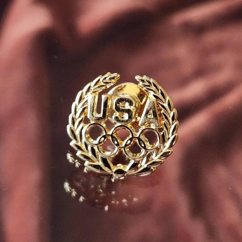 1992 AVON US Olympic Team tac-pin.
